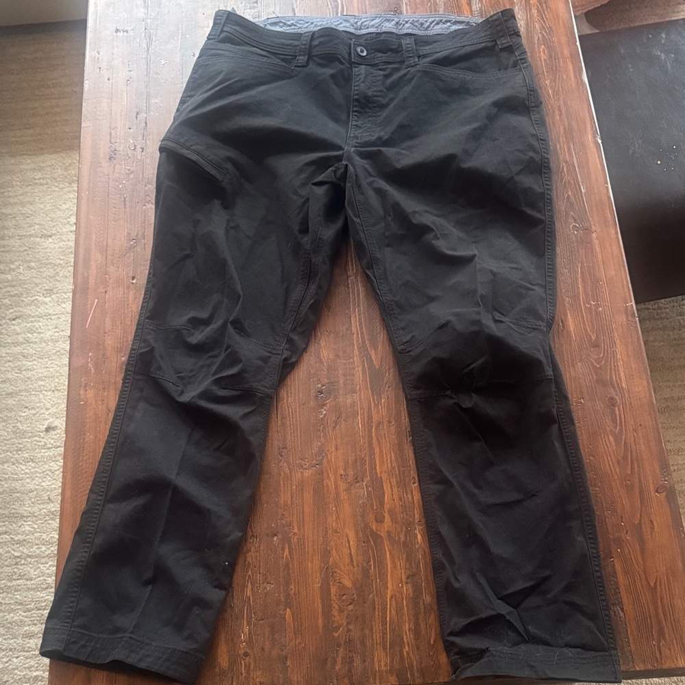 Duluth Trading Co Black Pants